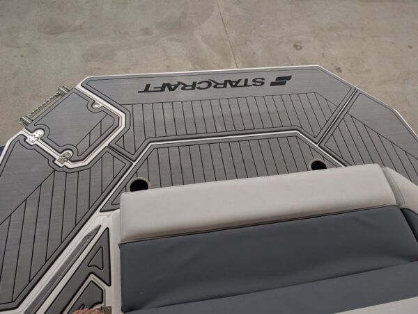 2026 Starcraft SVX 210 MerCruiser 4.5L - Image 13
