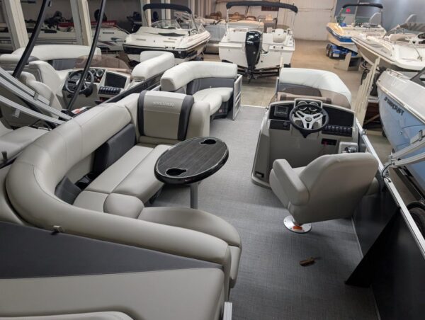 2026 Sylvan 820 Mirage Cruise - Image 9