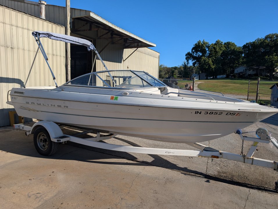 2000 Bayliner 1950 Capri
