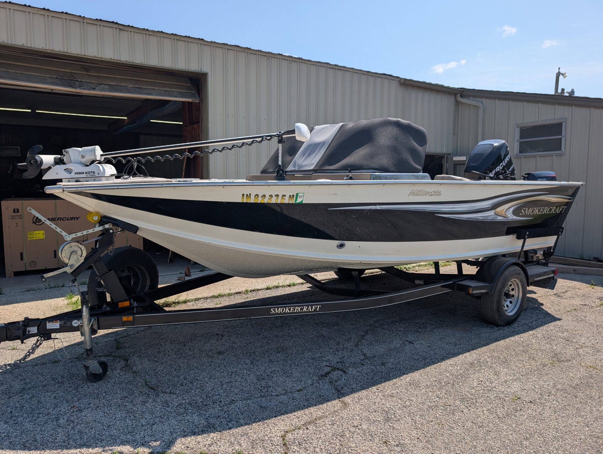 2009 Smoekrcraft 192 Millentia
