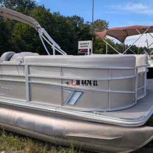 2023 Sunchaser 16 Vista LR Mercury 20 (consign)